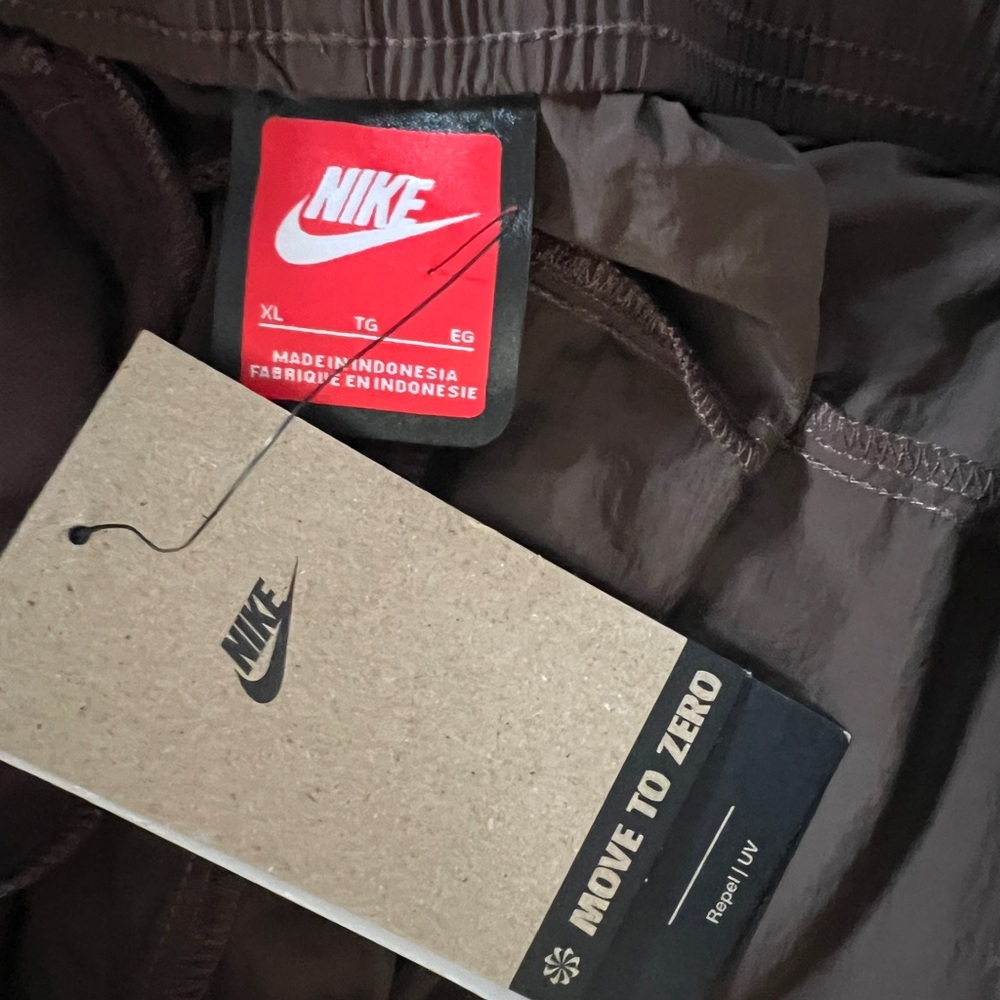 Nike Tech Woven Tapered Pants Brown FZ0758-237 Mens XL - Picture 5 of 5
